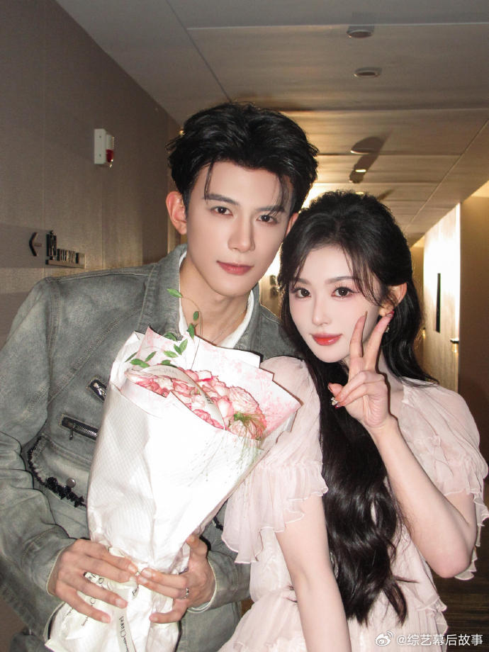 邓凯孔雪儿骨科强制爱拼好剧 疯批公主与隐忍皇兄，强制爱剧本一整个拿捏，雪凯三搭就