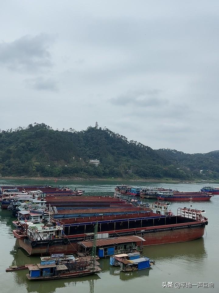 如何去改变命运呢？曾经有一位高人说过，如果一个人想要改变命运，要换掉现在的生活环