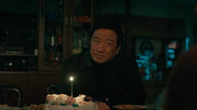 国产剧迎来了最严厉的父亲 看的时候完全沉浸其中，严厉父亲的形象深入人心，两位演员