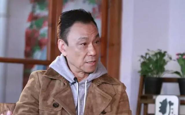 12年后，才晓得王学圻为何对簿公堂，也要和结婚40年的妻子离婚
 
娱乐圈有太多