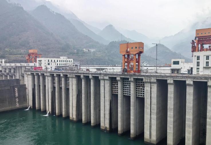 毛主席在去世前给我们留下了多少财富？
 
很多人只知道历史课本上的文字，却很少把