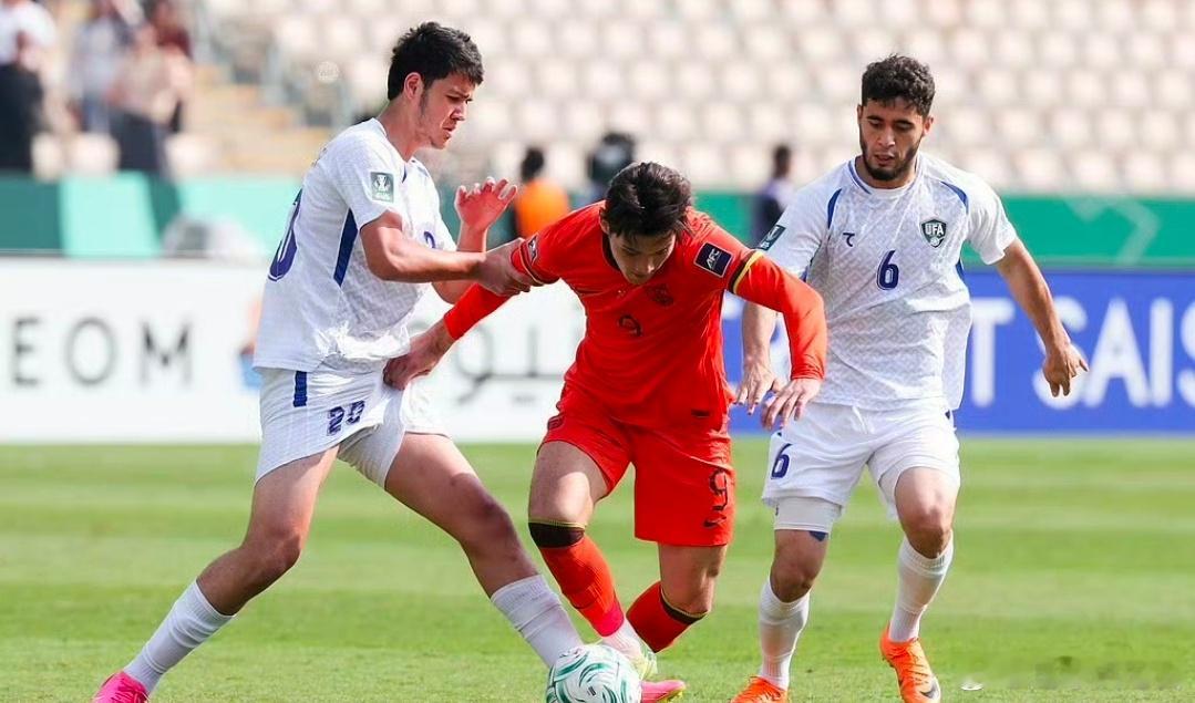U23国足vs乌兹别克斯坦U23史上最差u23配一个欧洲级别的门将 
