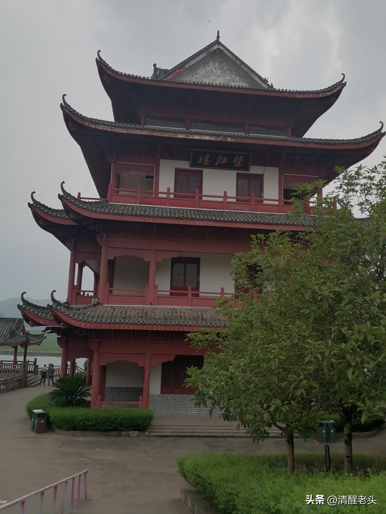 取消重点班，最大的好处不是公平，是保住了孩子的脸

教育部又发文了，义务教育学校