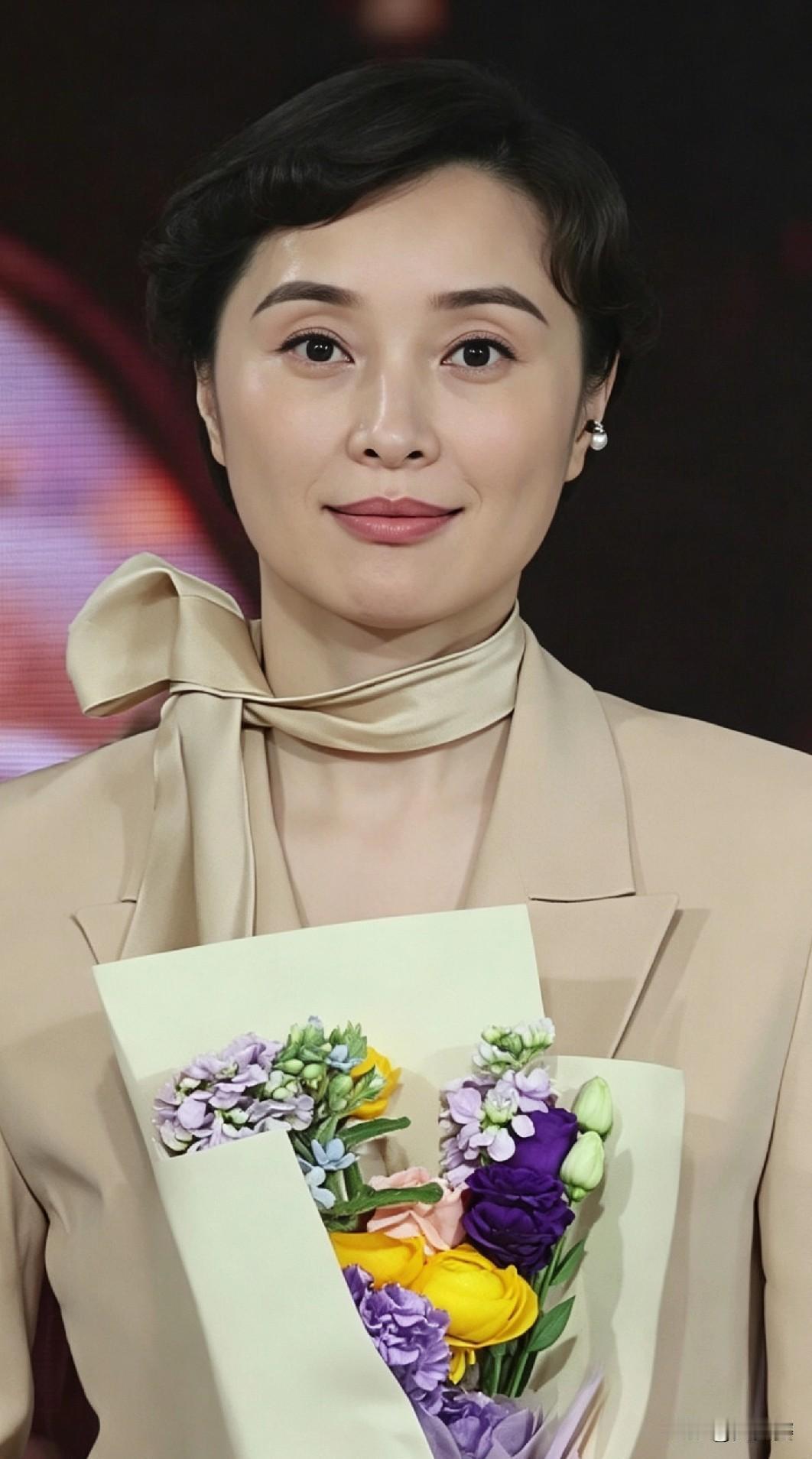 54岁的吴越