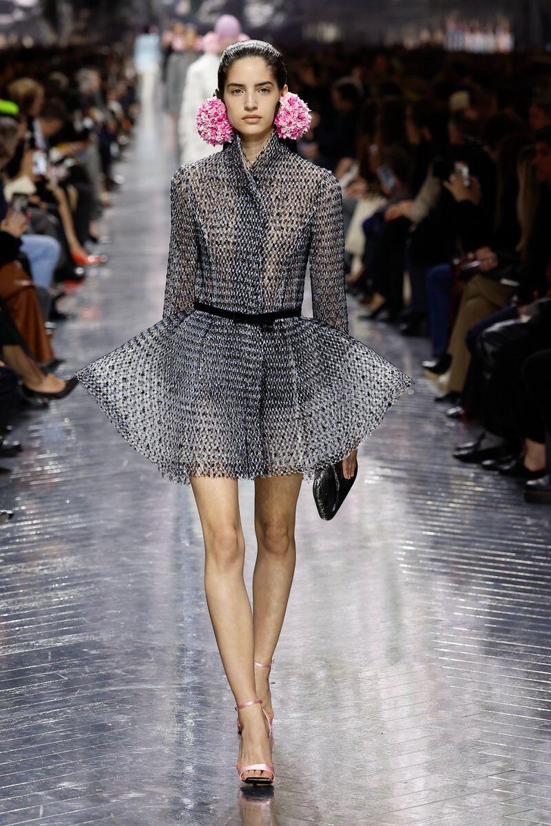 DIOR大秀巴黎高定时装周大秀直击Dior26高定秀新任创意总监Johnatha