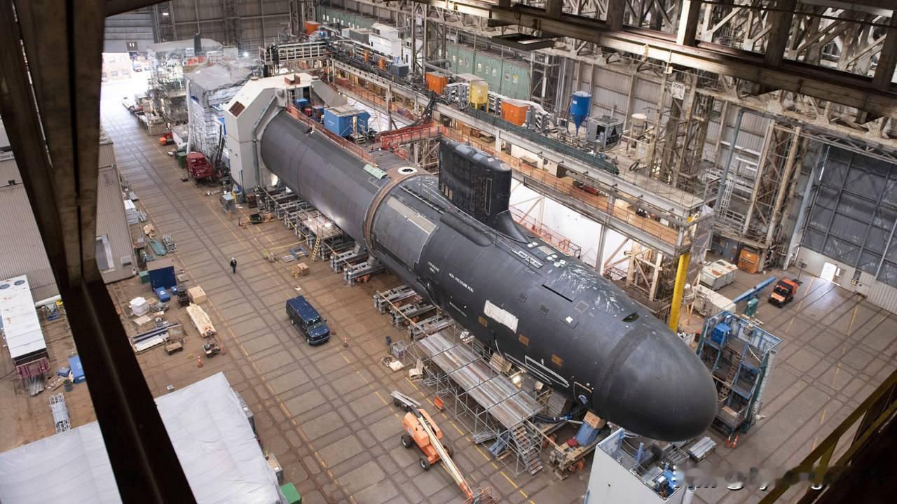 🇺🇸2025年10月25日，位于康涅狄格州格罗顿的通用动力电船公司造船厂为正
