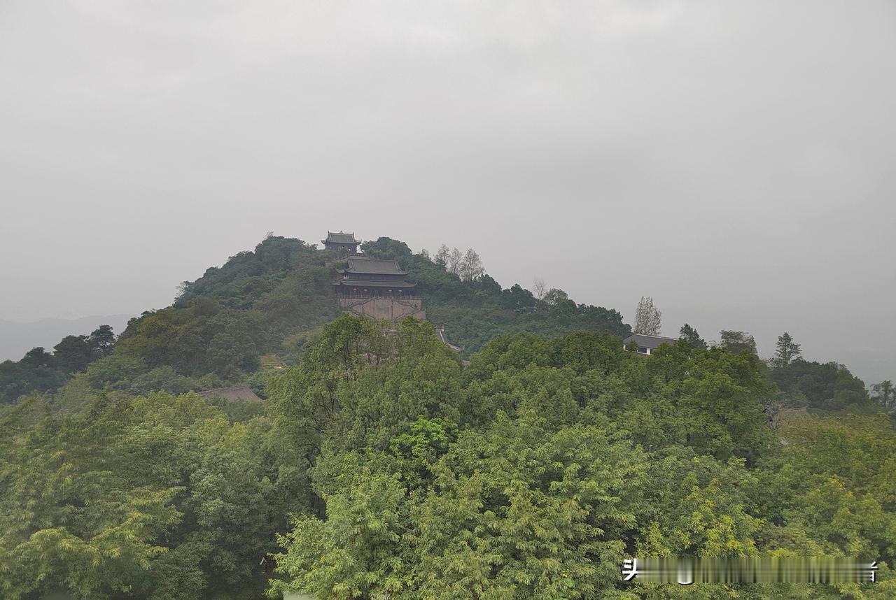 写头条的第一天
写什么呢？
那就分享人生感悟吧！
人生的意义就是我们来到这个世界