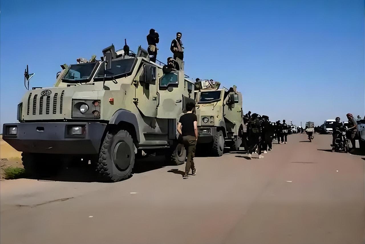 美国彻底懵了！巴基斯坦来了个一百八十度大反转，太敢了！
 
时间拨回3月28日前