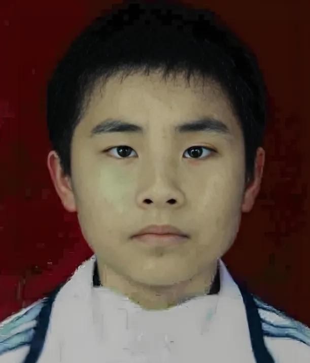 公安部自2000年实行A级通缉令以来，年龄最小的A级通缉犯白中杰，1993年9月