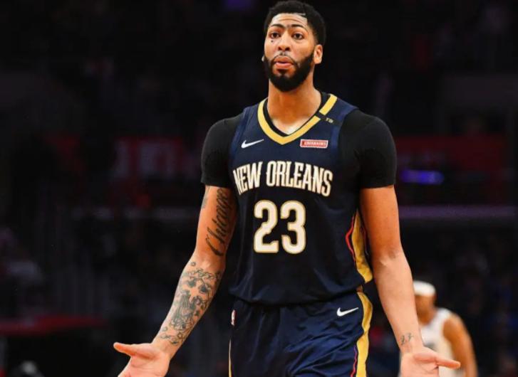 尴尬！浓眉2019年力劝鹈鹕状元签选莫兰特而不是锡安，结果15天后就被交易了。