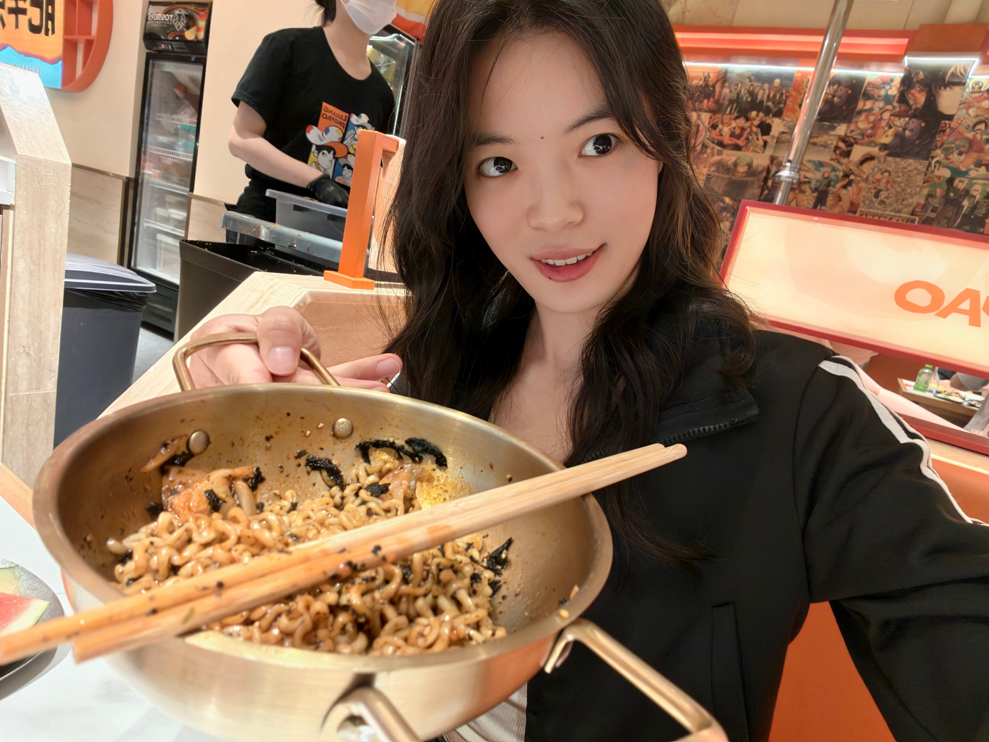 每次来烤肉店我就想煮泡面吃[允悲] ​​​