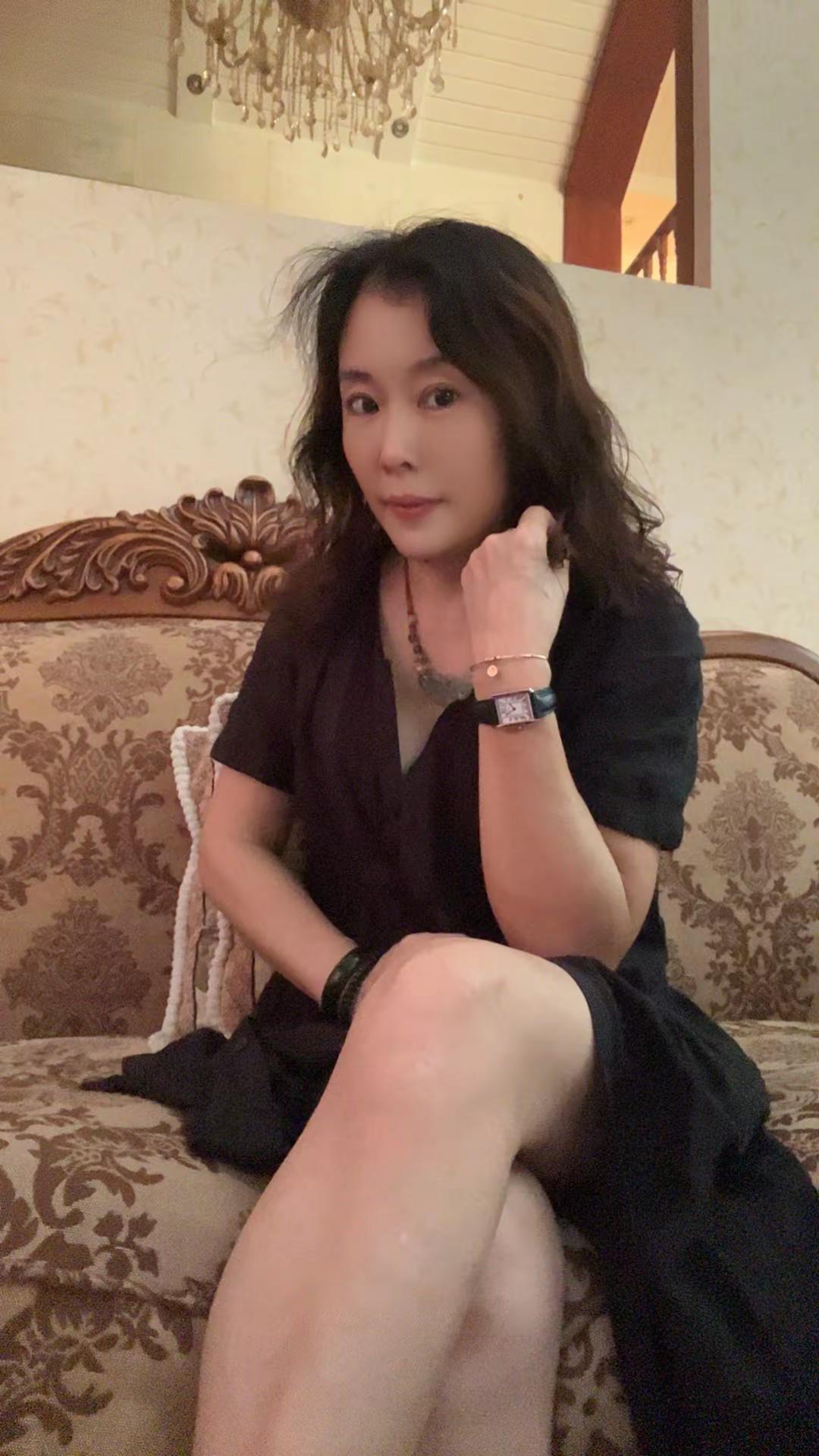 自我欣赏精致女性日常 ！
