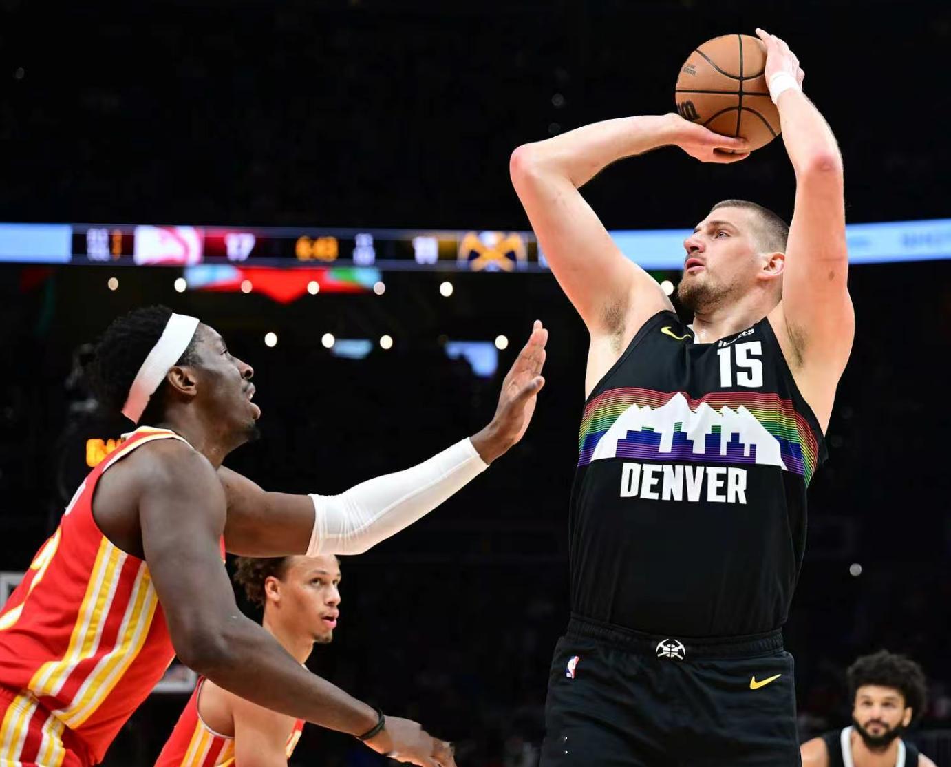 掘金客场134-133逆转老鹰豪取两连胜，重返西部第四。约基奇上演超级表现，上半