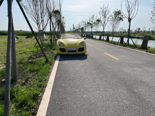 第一眼以为是保时捷911，看了后面我惊呆了！