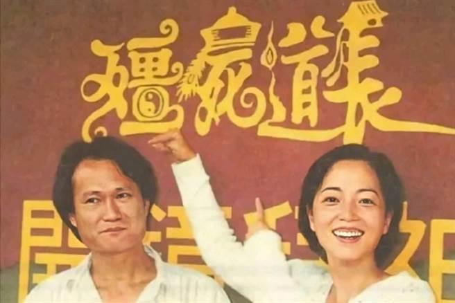 61岁的香港女星苑琼丹，荧幕前搞笑癫狂，现实中却用情至深。近日她在王晶的访谈中，