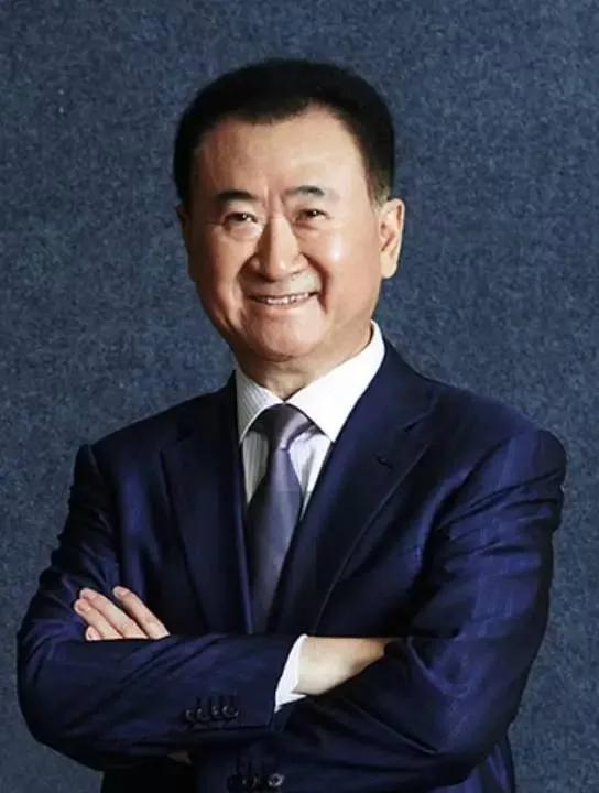 为了养孙女闪闪，爷爷王健林也是拼了。王思聪说没钱给抚养费，这不，爷爷马上就出手了