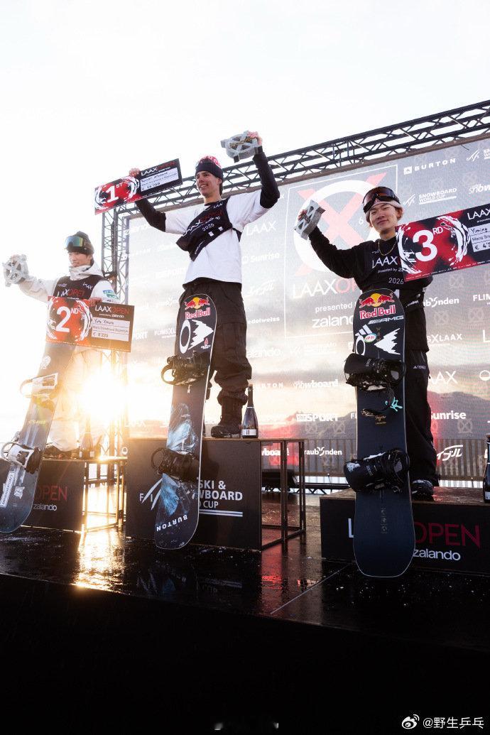 苏翊鸣总结四场世界杯 苏翊鸣距离大考只剩不到一个月发博：米兰冬奥会前的四场世界杯