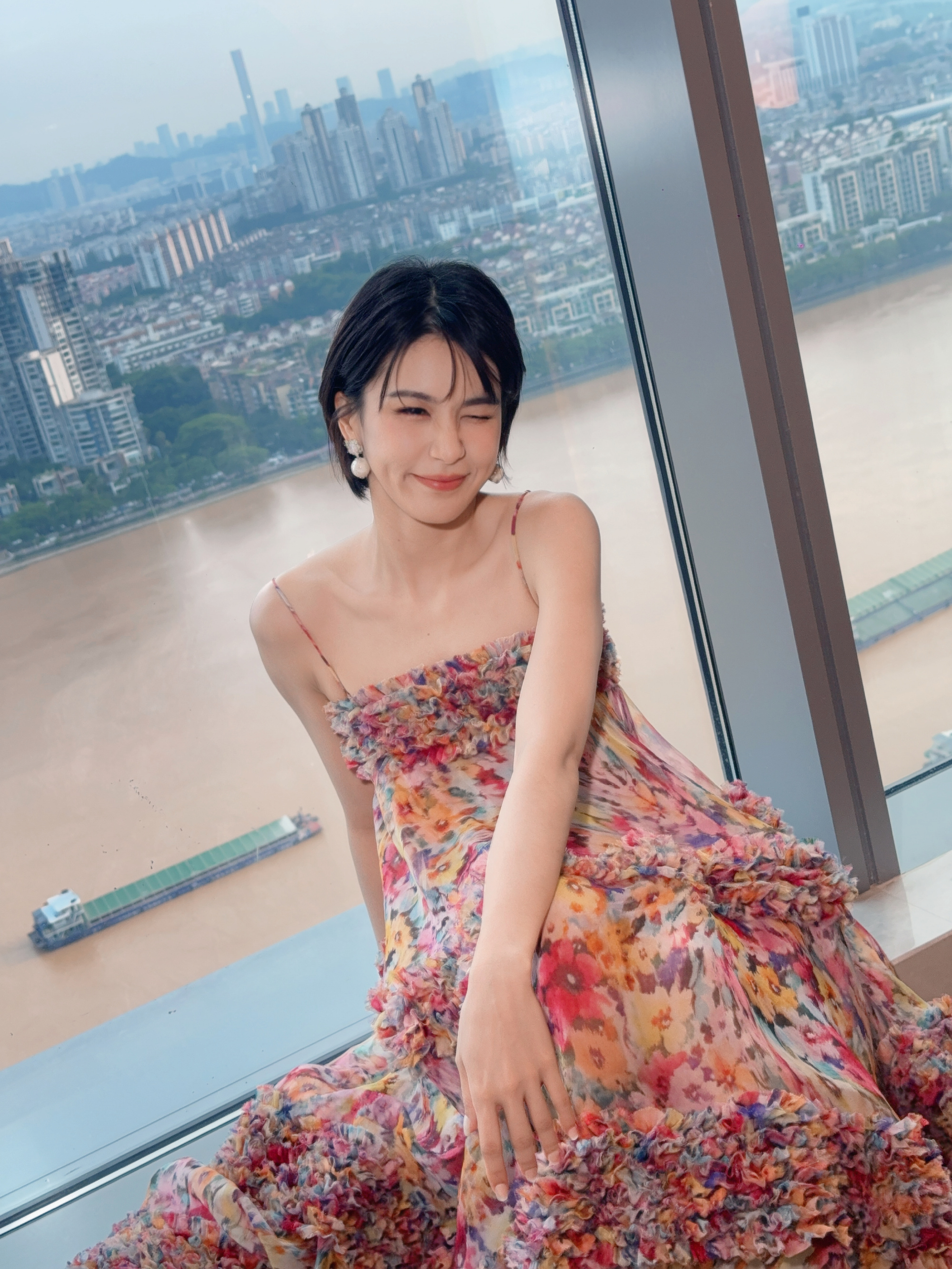 台媒拍的曾沛慈的一天太吓人了跟拍一条少关注人家私生活吧