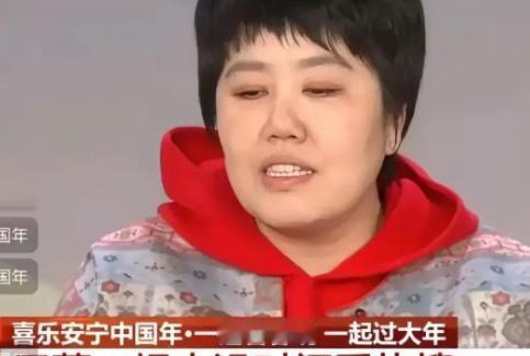 央视春晚总导演名单曝光，于蕾的名字赫然在列，不少好奇的网友翻出她的履历仔细一看，