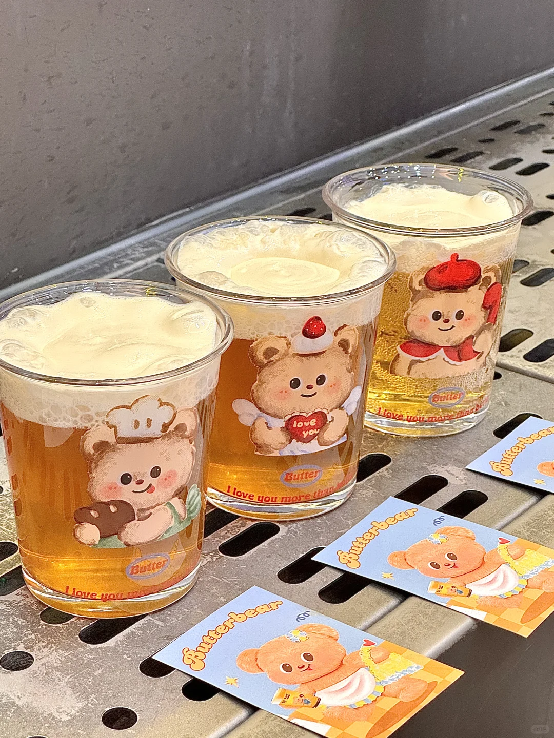 黄油小熊啤酒太可爱噜🍺圣诞氛围已超标！！！