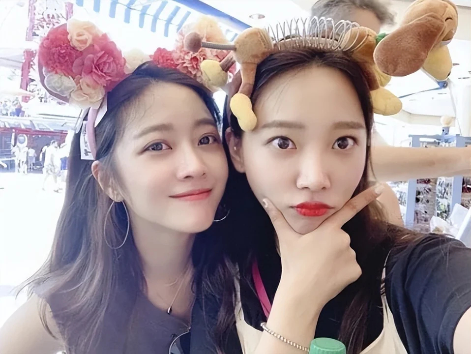 韩国女星的妹妹出演恋综首秀爆火，颜值不输明星，成节目最大黑马节目中，曹宥京也大方