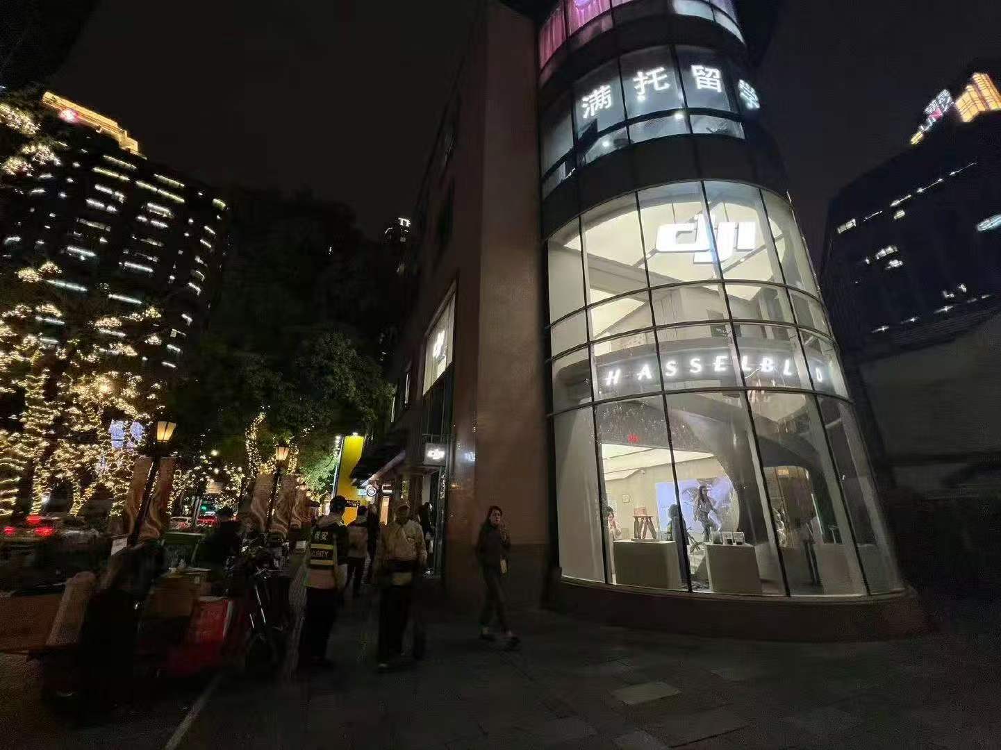 看完大疆Pocket4和即将到来的4Pro，给大家一个实在建议。只是日常出门随手