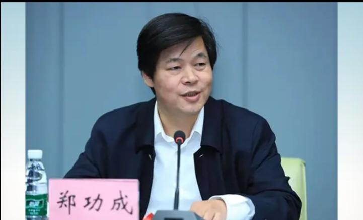 早退休人员和早退休中人诉求待遇不公平，希望真的有了。
一是我国社保部门已经知道这