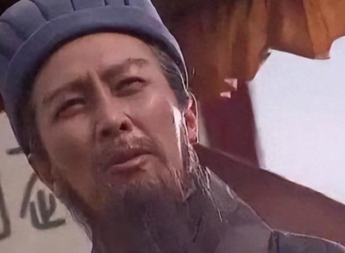 唐国强演戏确实不错，特别是诸葛亮演的真好。
 
他从奶油小生转型到演历史人物是很