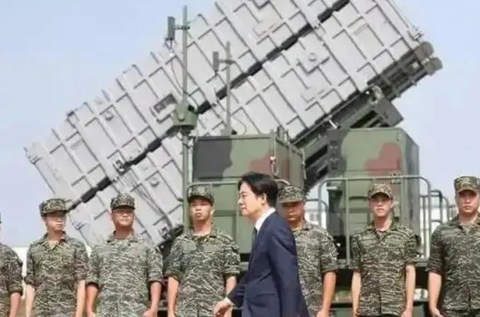 既然美国敢做初一，那中国必然会做十五。你卖武器给台湾，那我们就卖武器给那些反对美