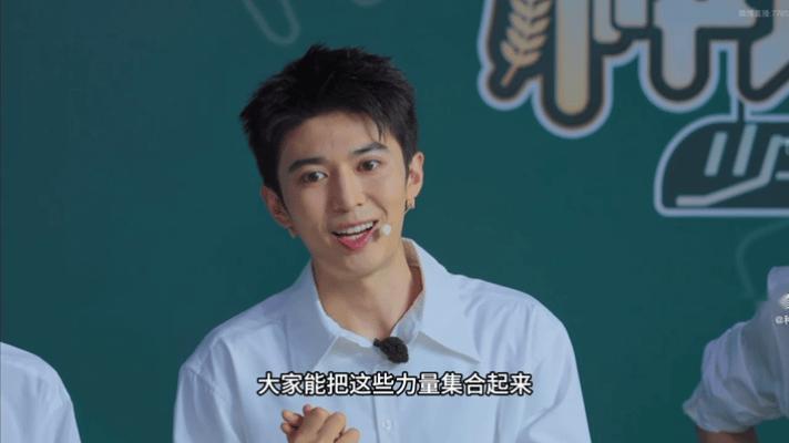 赵小童考公答辩既视感谁能拒绝发言这么有想法的赵小童啊，这次发布会高光发言太圈粉。