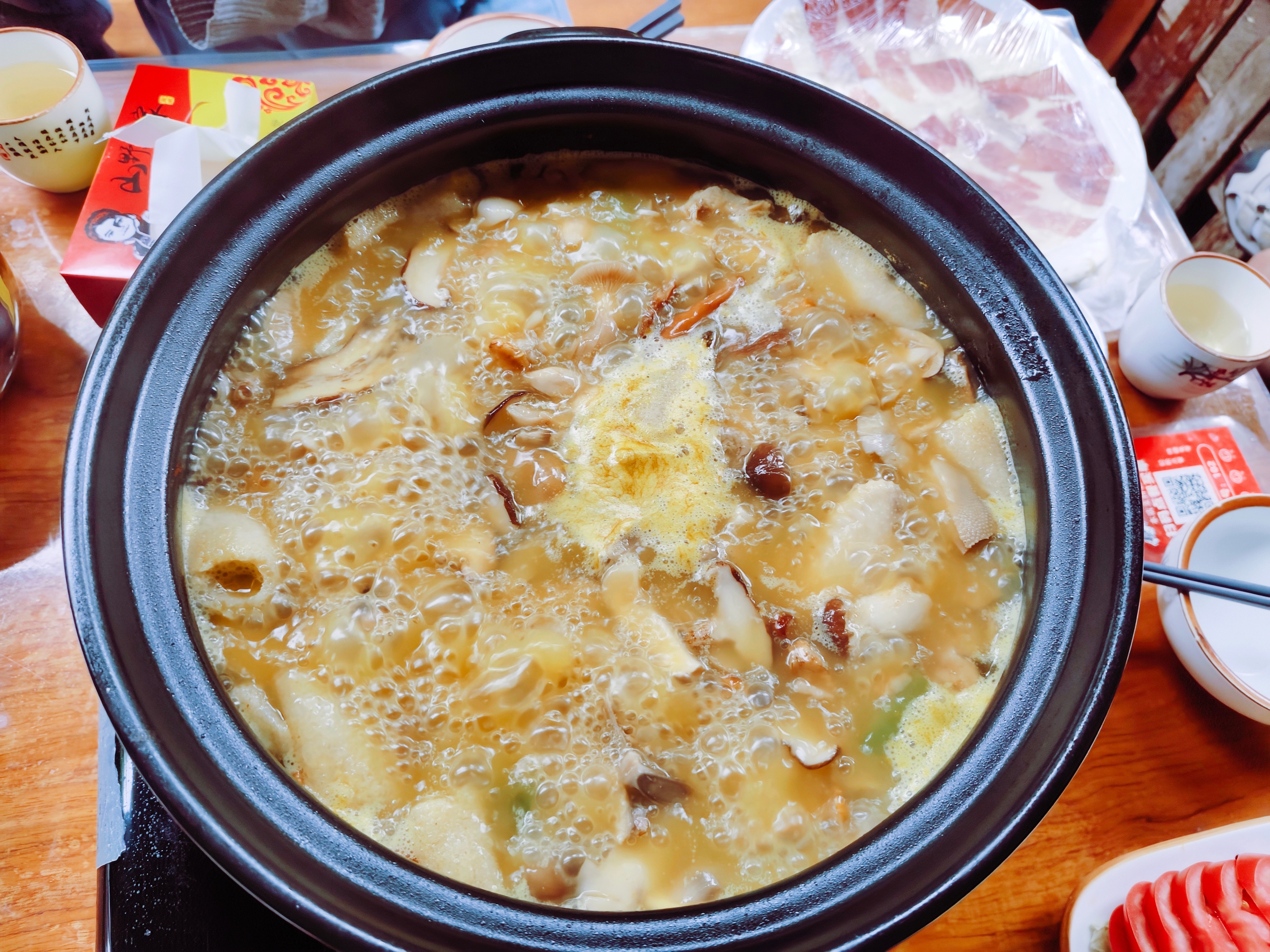 昆明 野生菌火锅 安宁·宣威山野人家·传统云南菜(安宁店)