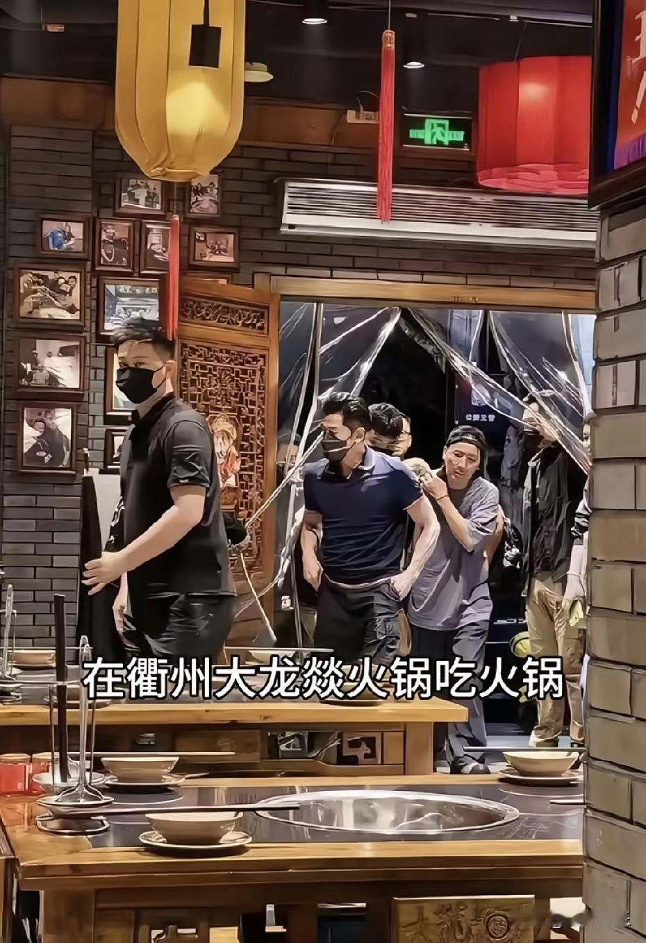 郭富城我见过，大概就是 1.68-1.70 左右，但是气质很好，男人，不要以身高