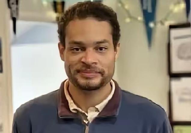 袭击白宫晚宴嫌疑人曝光，曾向哈里斯竞选捐款

4月25日夜，华盛顿希尔顿酒店正在