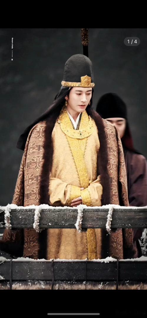 刘学义江山大同新路透 ，感觉....是不是太还原了，这个帽子为啥那么高，比脸还长