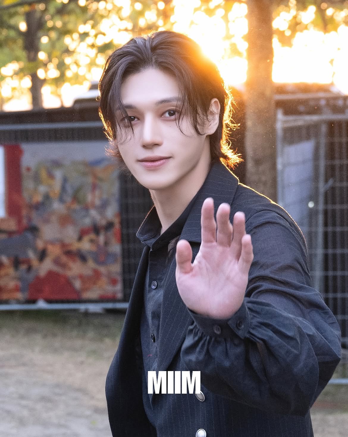 郑友荣[超话]  260903 MIIM更新 伊斯坦布尔音乐节幕后照片 ​​​