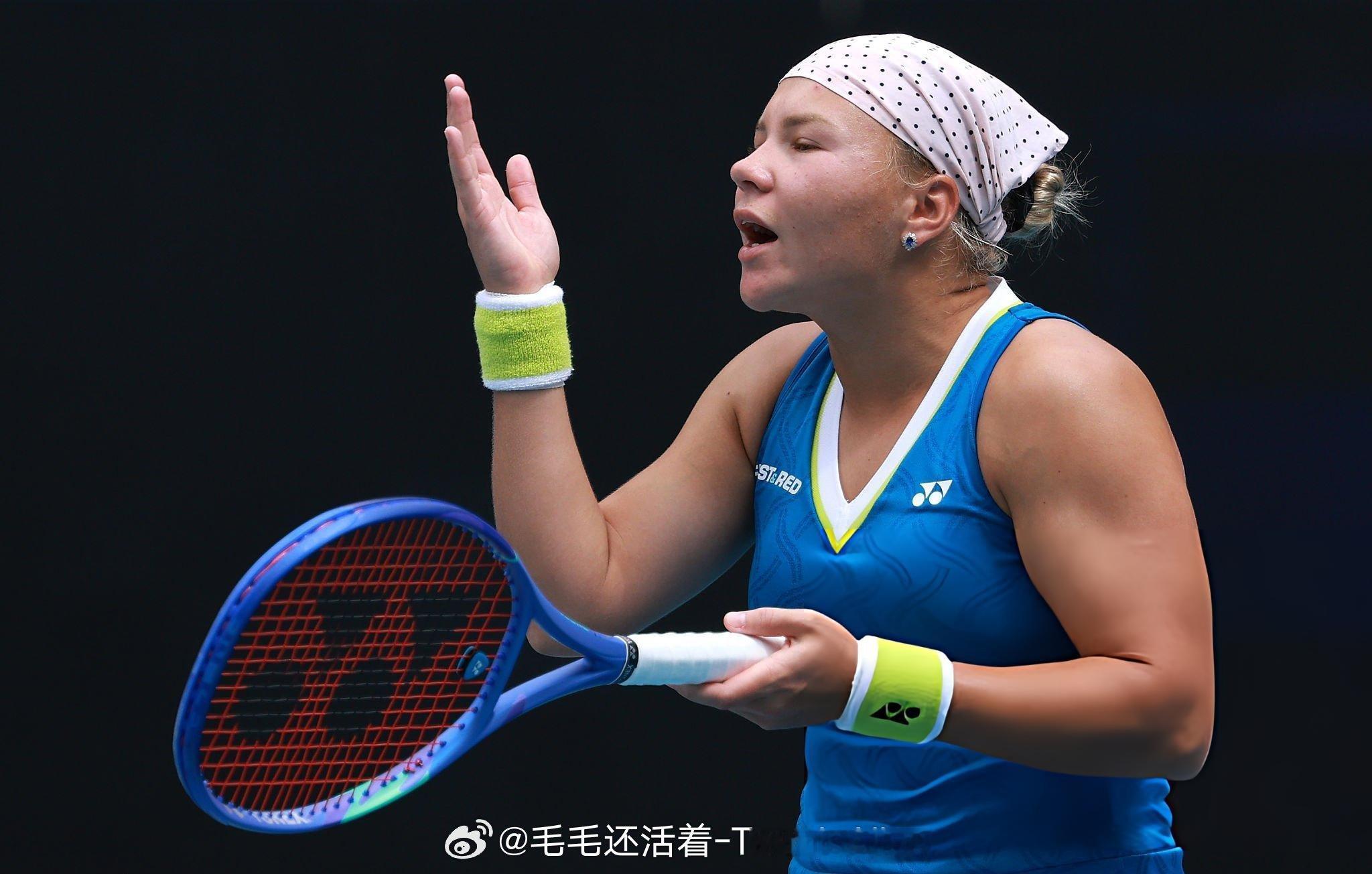 【四字形容】帕克斯击败施耐德帕克斯1-6 6-4 7-6施耐德【15】打进多哈1