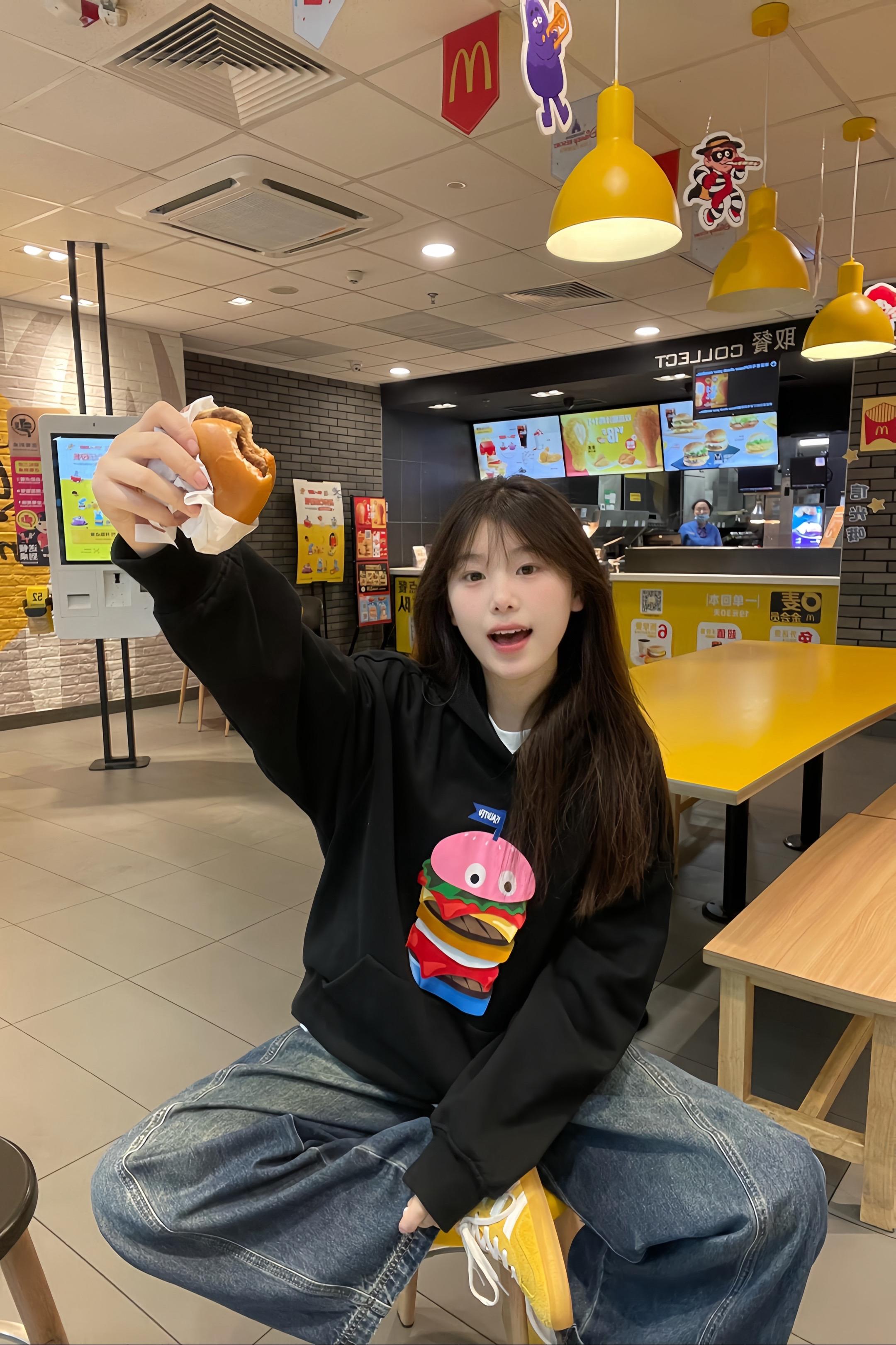 怎样我都答应了你🍔。