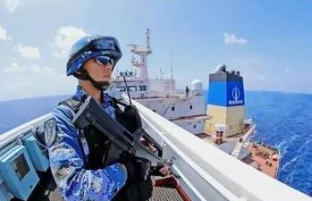 比航母更致命的，是全球正形成一个默契：中国绝不会轻易动武。小国冲、大国踩，菲律宾