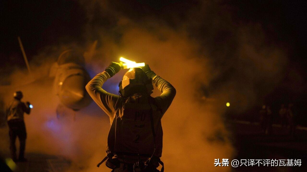 突发！2026年3月6日,又一架美国F-15战机在伊拉克南部上空被击落！
3月6