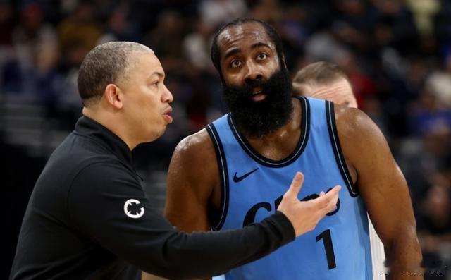 下一步力争主场三连胜、战绩六连胜，敢不敢想，去TMD的减负，给我冲[笑而不语][