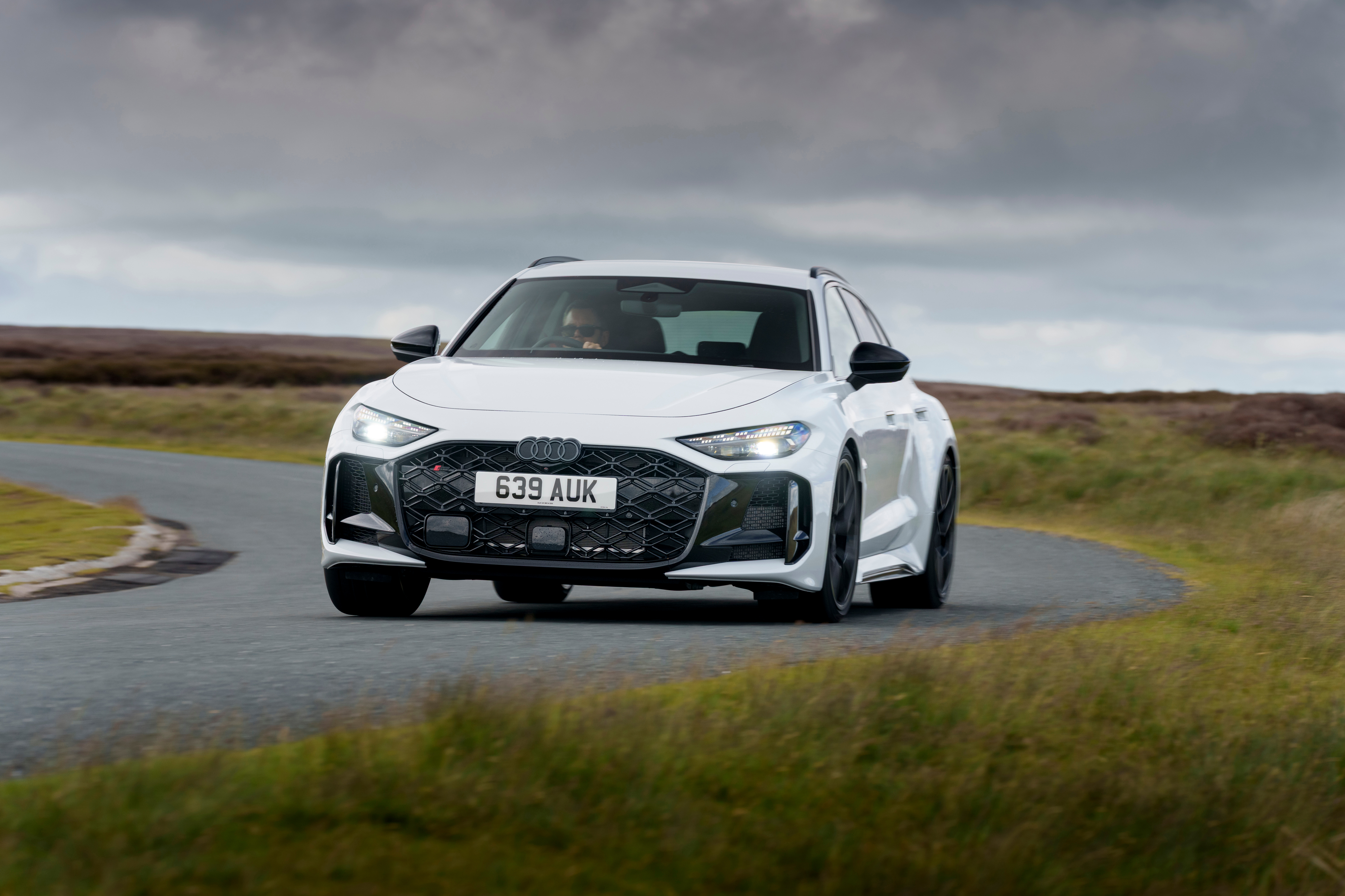 2026 Audi RS5奥迪奥迪RS5 分辨率：6000 