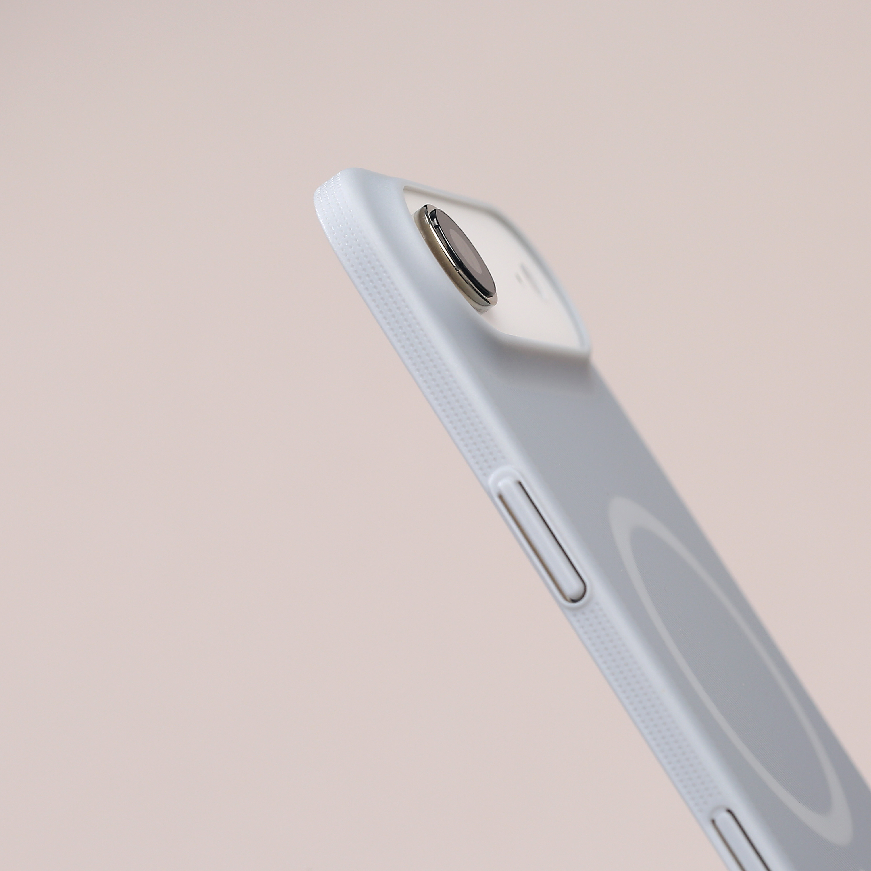 iPhone Air 的 PC 斜隐卖得不错，今天上架卖了近500个给大家看看搭