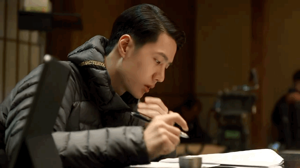 【盖楼贴，多👍🏻多🍼，助力超话热度🔥】每人来夸亿句王一博吧！向全世界安利