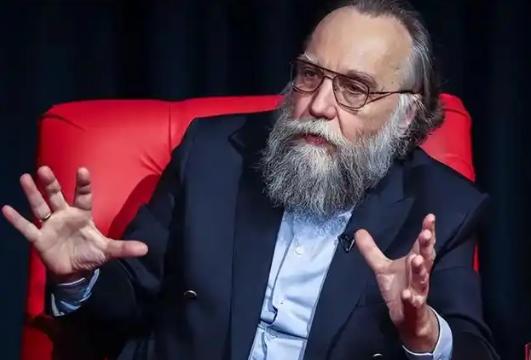 俄罗斯国师杜金曾说：中国放任委内瑞拉和伊朗沦陷，下一个遭殃的也将是中国自己，而且