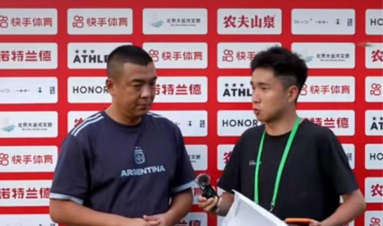 徐亮彻底摊牌：中国青训最大的骗局，就是“看着人满为患，实则无人可用”😭
前国脚