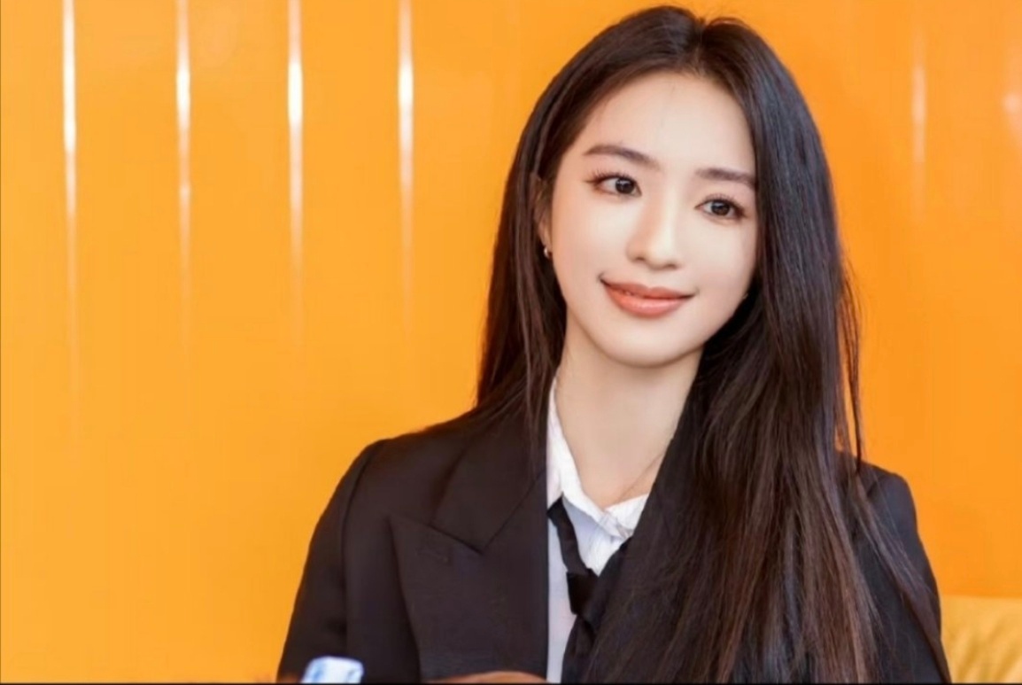 翁青雅道歉参加个只会炒作的综艺就不知道自己几斤几两了……道歉是应该的，做错就要道