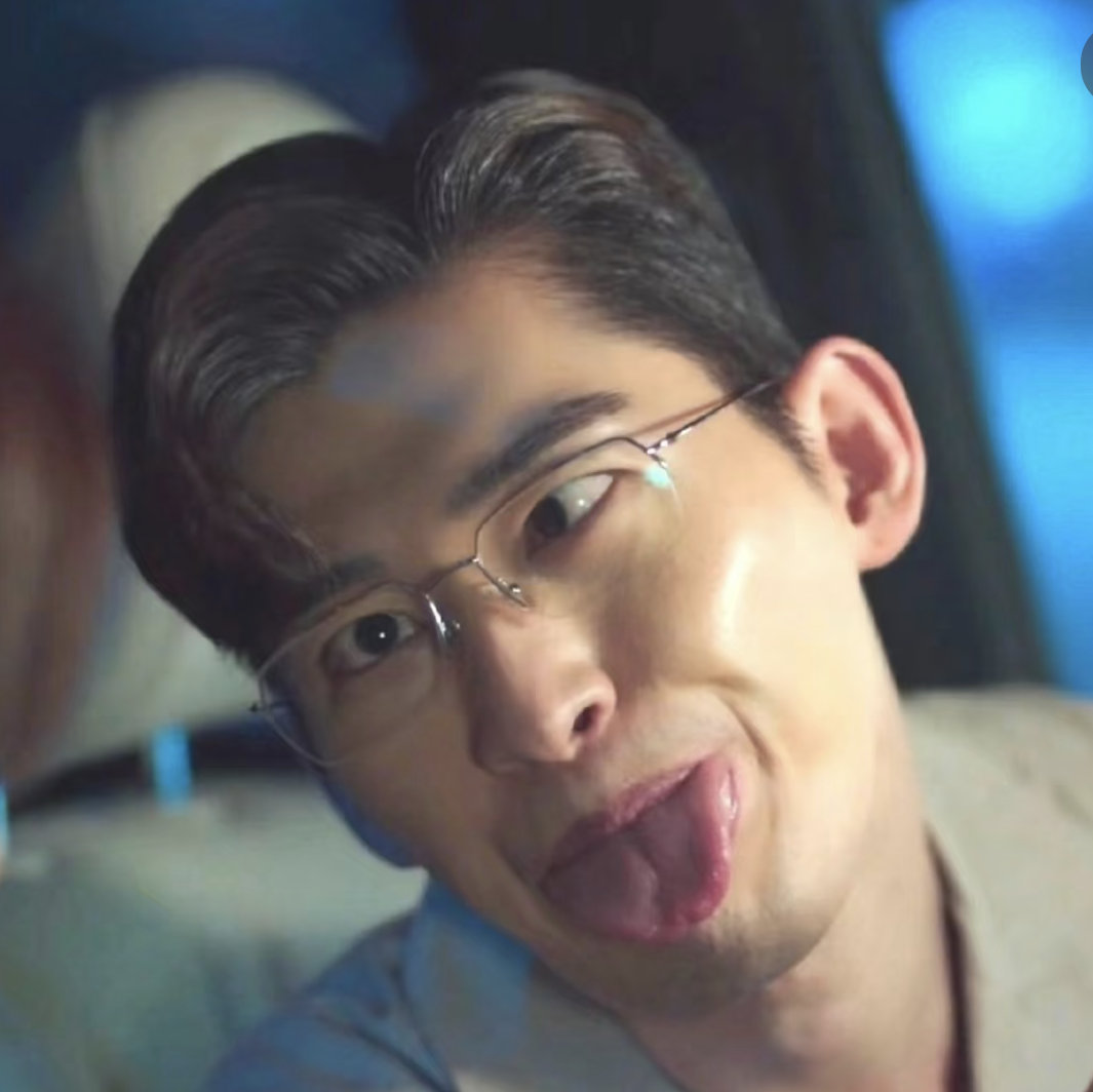 铲爷雄的吓哭了 