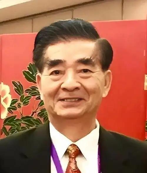 美国榨干了中国外逃贪官身上的油水，将具具干尸退给中国，门都没有。如果美国执意要将
