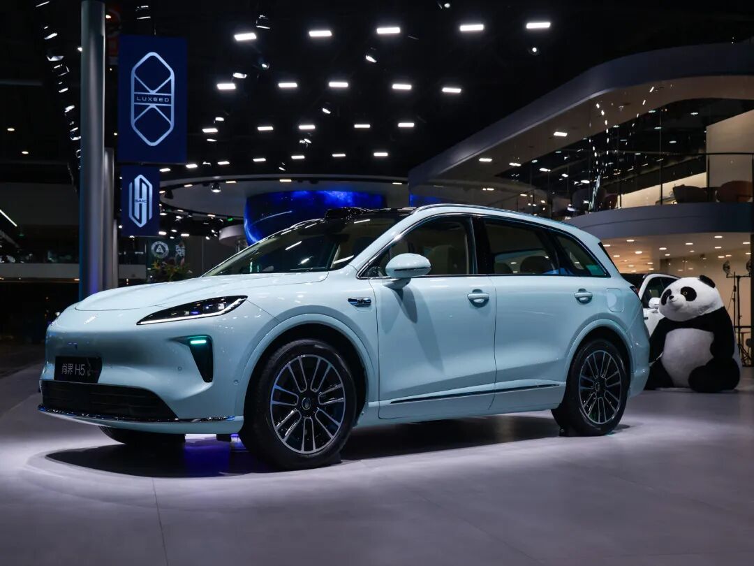 8月零跑小鹏销量创新高，车市“金九”来了