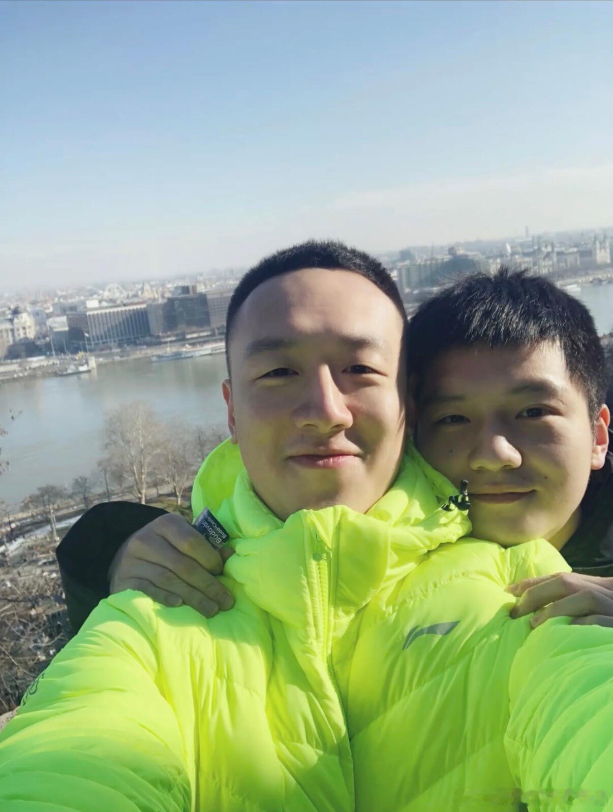 新的一年看樊振东新的照片 